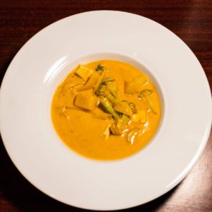 Mild yellow curry with coconut milk